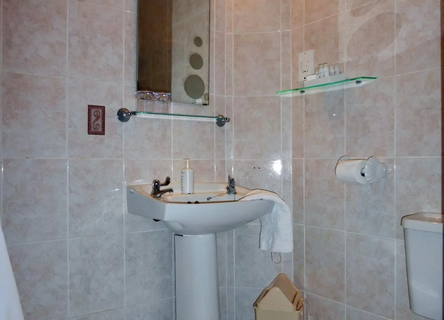 The Firs Guesthouse 4*, Runswick